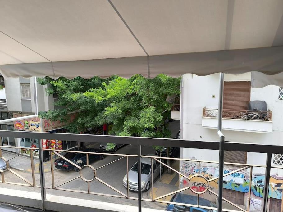 Διαμέρισμα Επάνω Στο Σταθμός Atena Exterior foto